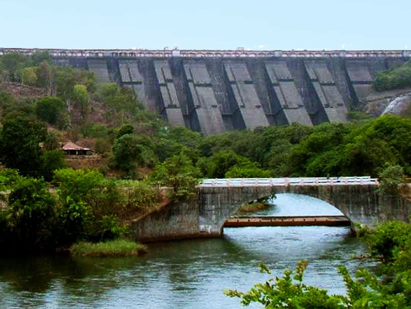 Bhandardara Dam